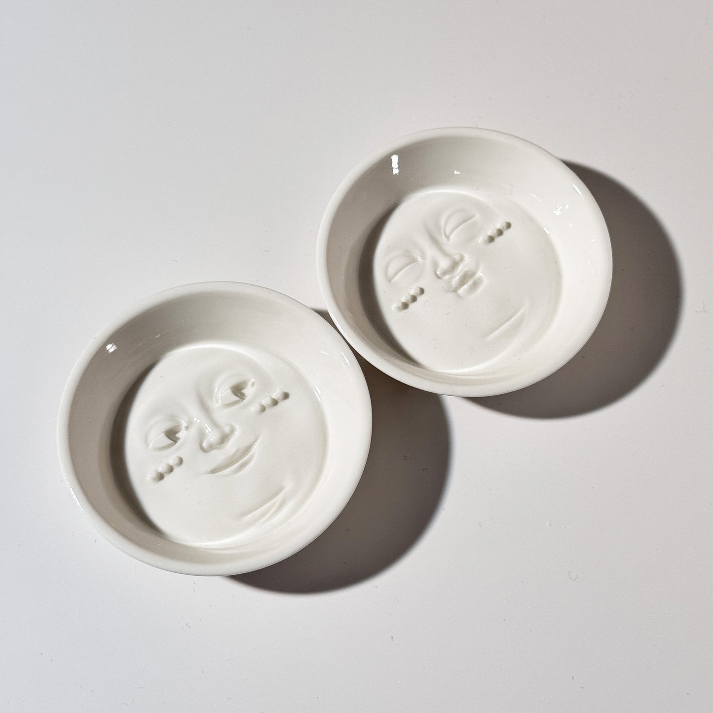 Moon sauce! 3D Ceramic Soy Sauce Dish Set
