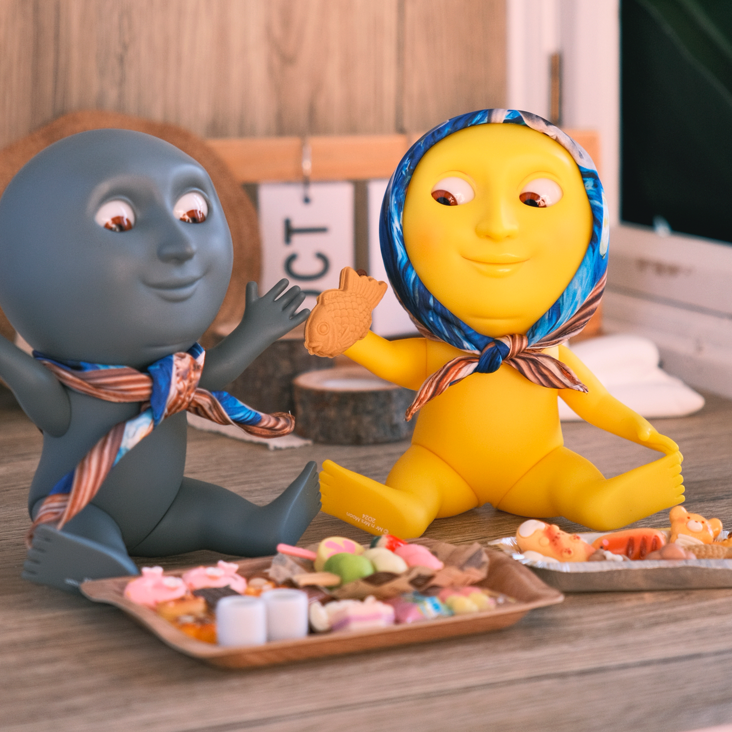 小屁 moon 搪膠公仔
